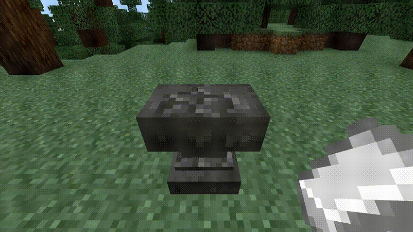 A damaged anvil becoming undamaged after iron-ingot interactions